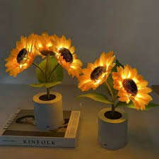 Sunflower LED Table Lamp – Warm Ambient Lighting & Cozy Home Décor Accent