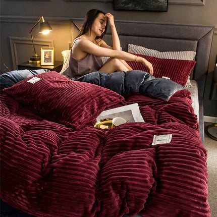 DreamWeave Luxe Duvet Cover Set – Soft, Breathable & Stylish Bedding for All Seasons