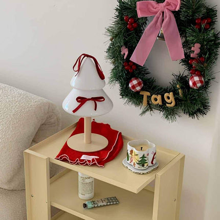 Modern LED Christmas Tree Table Lamp – 3 Light Modes, USB & Plug-In, Illuminates up to 108 ft²