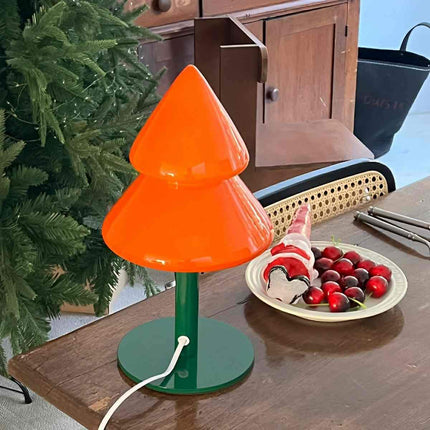 Modern LED Christmas Tree Table Lamp – 3 Light Modes, USB & Plug-In, Illuminates up to 108 ft²