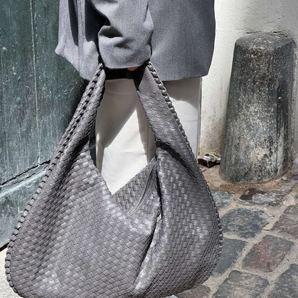 Handwoven Shoulder Bag – Stylish, Versatile & Trendy