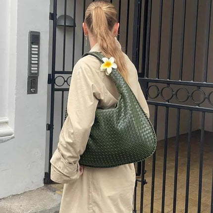 Handwoven Shoulder Bag – Stylish, Versatile & Trendy