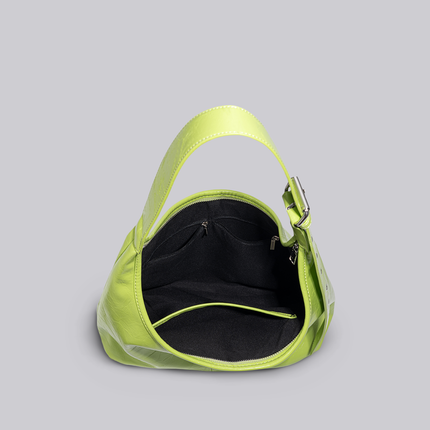 Black Shoulder Bag – Minimalist Design with Spacious Storage