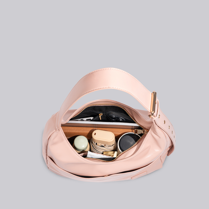 Black Shoulder Bag – Minimalist & Spacious Vegan Leather Design